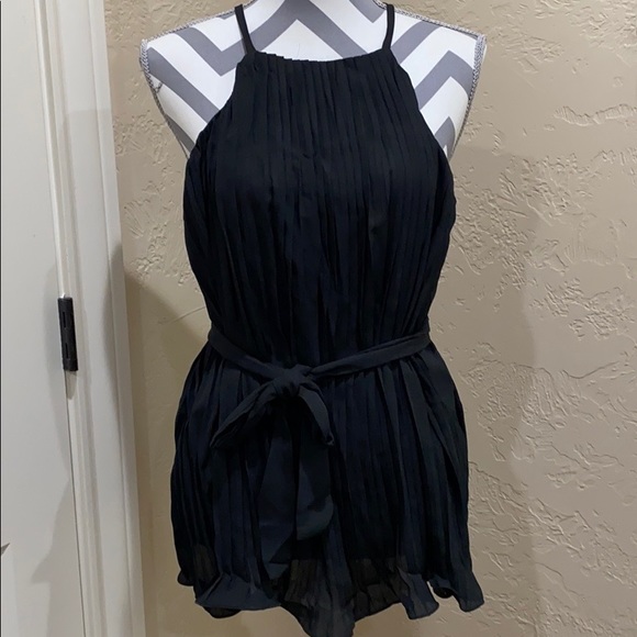 SPAGHETTI STRAP RUCHED DESIGN TOP - Picture 7 of 8